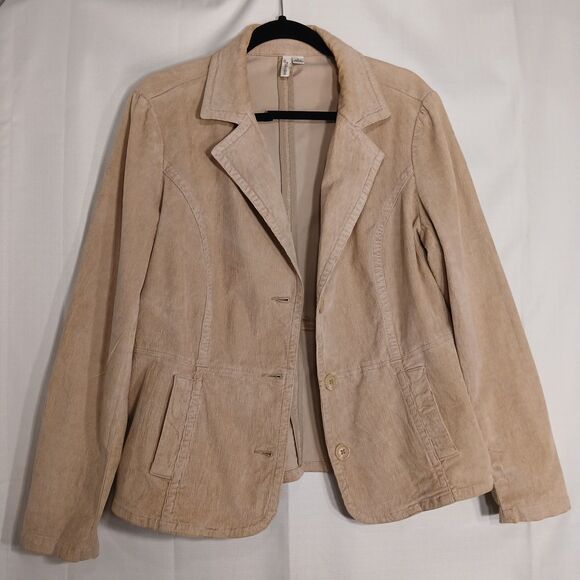 St. John's Bay Jackets & Blazers - ST. JOHN'S BAY CORDUROY CREAMY BEIGE BLAZER LARGE BUTTON DOWN CLOSURE & POCKETS
